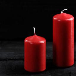 Любовное гадание на двух красных свечах: узнаем ответы на все вопросы